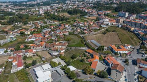 Terreno Urbano com PIP | 5 minutos do Porto | Avenida da Conduta | Gondomar