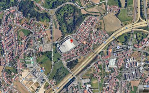 Pavilhão Industrial para Arrendamento em Guifões - 1.744 m2