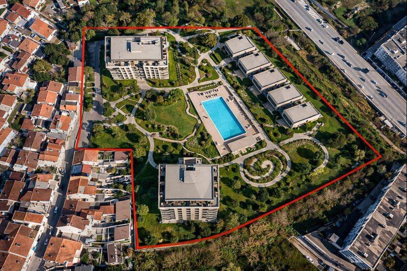 Terreno Urbano com 11.324,10 m2 para Investimento com PIP aprovado Ramalde, Porto 