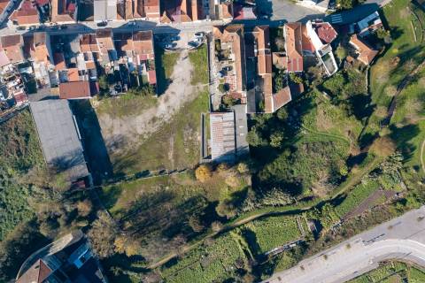 Terreno Urbano com 11.324,10 m2 para Investimento com PIP aprovado Ramalde, Porto 
