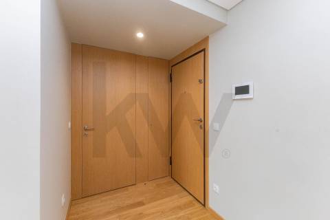 T1 Novo com Varanda, Garagem e Arrumo em Paranhos, Quinta do Covelo, Porto