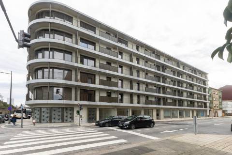 T1 Novo com Varanda, Garagem e Arrumo em Paranhos, Quinta do Covelo, Porto