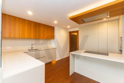 Apartamento de luxo no Centro da Trofa  - 