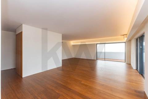 Apartamento de luxo no Centro da Trofa  - 