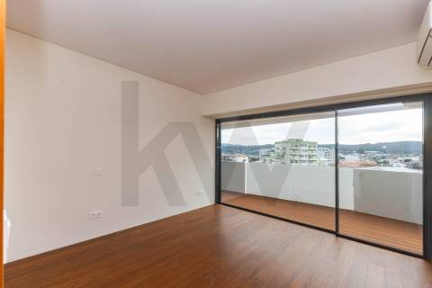 Apartamento de luxo no Centro da Trofa  - 