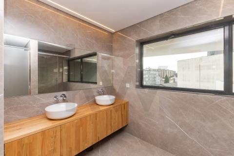 Apartamento de luxo no Centro da Trofa  - 