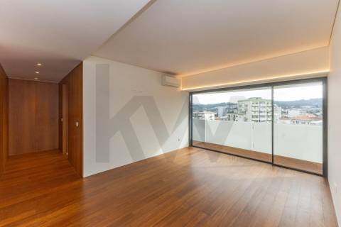 Apartamento de luxo no Centro da Trofa  - 