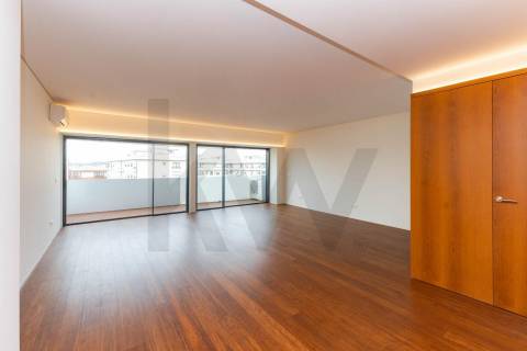 Apartamento de luxo no Centro da Trofa  - 