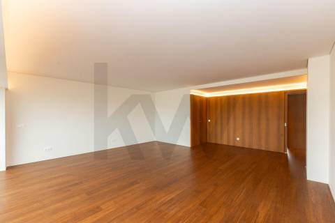 Apartamento de luxo no Centro da Trofa  - 