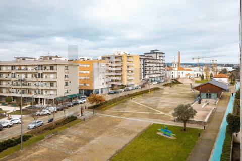 Apartamento de luxo no Centro da Trofa  - 