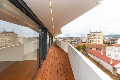 Apartamento de luxo no Centro da Trofa  - 