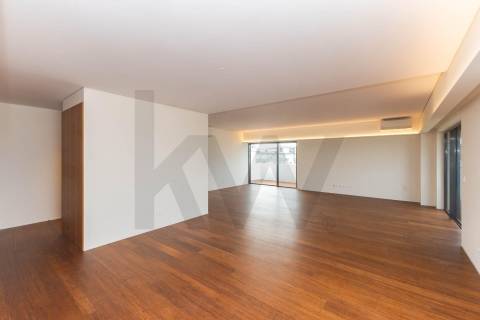 Apartamento de luxo no Centro da Trofa  - 