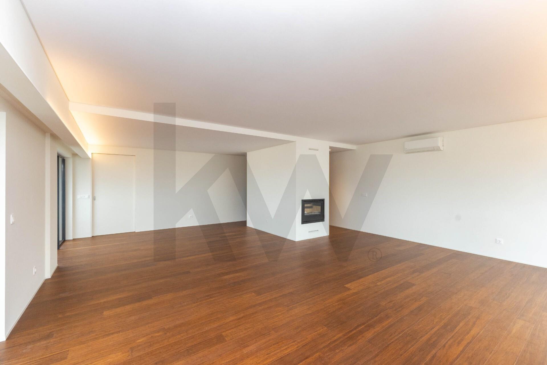 Apartamento de luxo no Centro da Trofa  - 