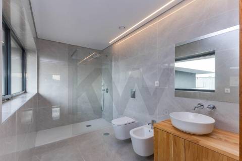 Apartamento de luxo no Centro da Trofa  - 