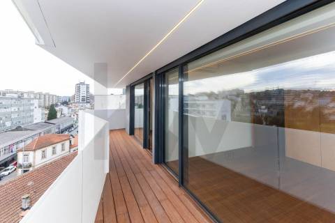 Apartamento de luxo no Centro da Trofa  - 