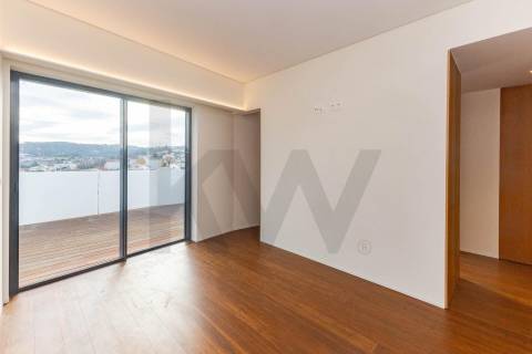 Apartamento de luxo no Centro da Trofa  - 