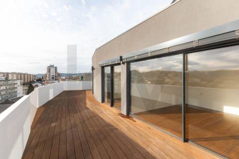 Apartamento de luxo no Centro da Trofa  - 