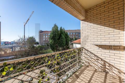 Apartamento T2 Para Arrendar - Junto ao Norte Shopping