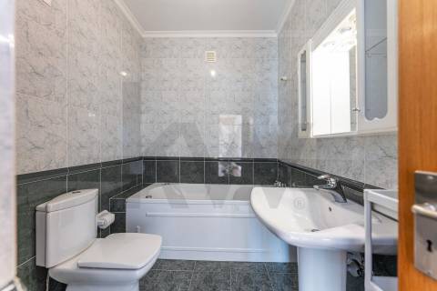 Apartamento T2 Para Arrendar - Junto ao Norte Shopping