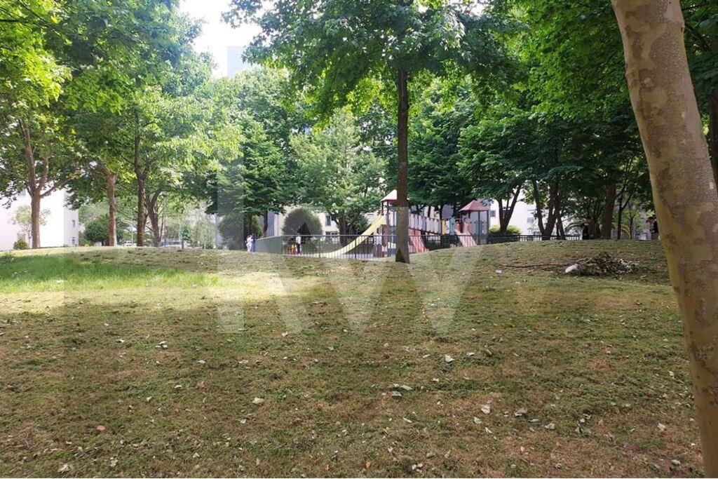 T1 Prelada, junto à estação do metro de Ramalde e rede de Autocarro