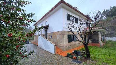 Moradia Multifamiliar T5, area reservada em Amarante