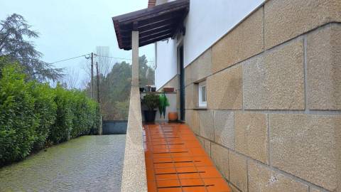 Moradia Multifamiliar T5, area reservada em Amarante