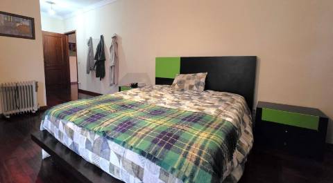 Moradia Multifamiliar T5, area reservada em Amarante