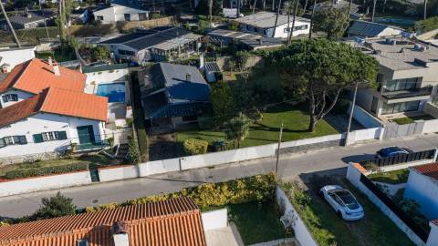 👉 Moradia Térrea Exclusiva: O Refúgio Perfeito a 200m da Praia ⛱️