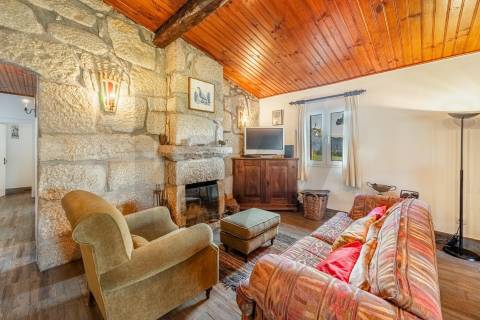 👉 Moradia Térrea Exclusiva: O Refúgio Perfeito a 200m da Praia ⛱️