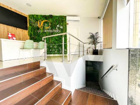 Loja Premium a 650m de Santo Ovídeo, Metro