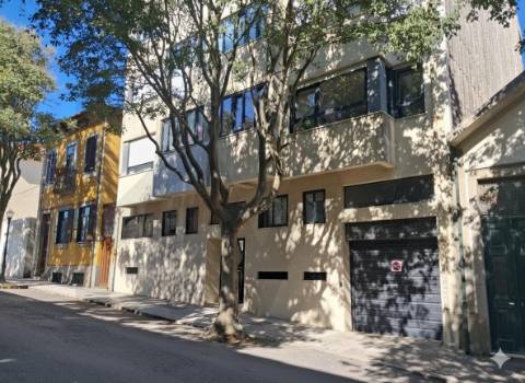 Na Foz, às praias da Luz e dos Ingleses, T2 c/ terraço e garagem. Renovado agora.