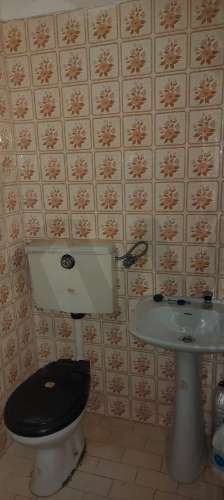 Gabinete/ Escritório/ Loja  (12m²) em Gaia – 300€/mês – Entrada Direta