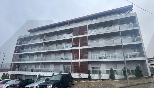 APARTAMENTO T2 EM VIZELA - COMO NOVO - JUNTO AO FORÚM