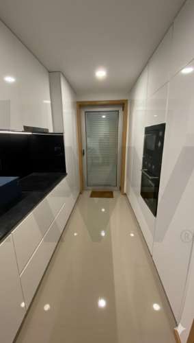 APARTAMENTO T2 EM VIZELA - COMO NOVO - JUNTO AO FORÚM