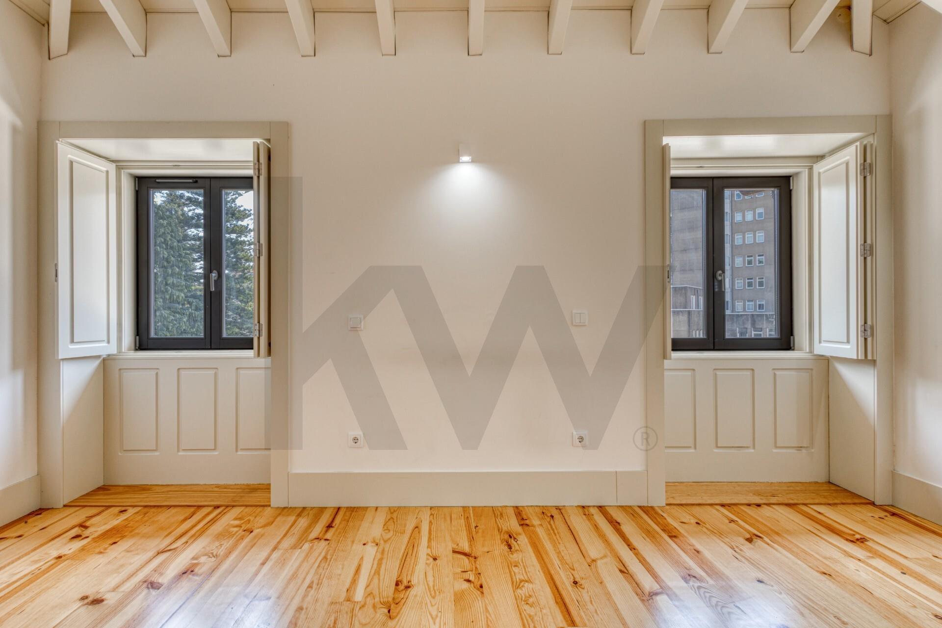 Apartamento T0 Novo  - Arrendamento - Hospital Santo António