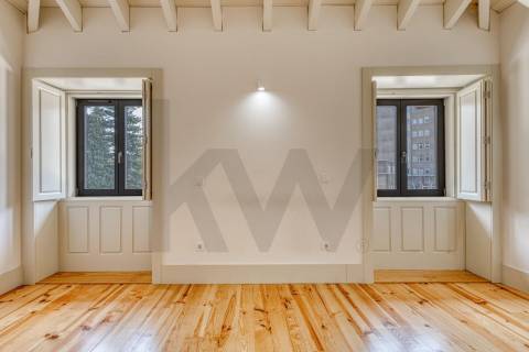 Apartamento T0 Novo  - Arrendamento - Hospital Santo António