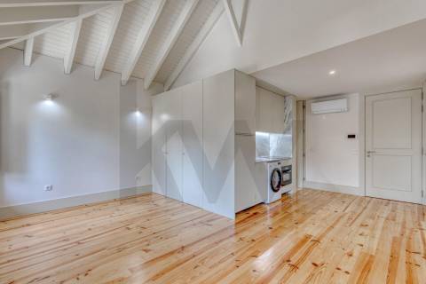 Apartamento T0 Novo  - Arrendamento - Hospital Santo António