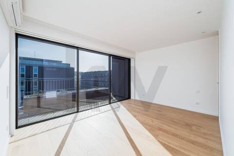 Penthouse  T4 em Matosinhos Sul