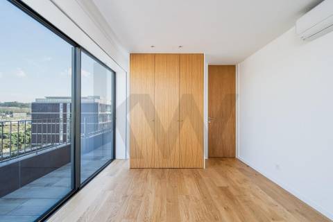 Penthouse  T4 em Matosinhos Sul