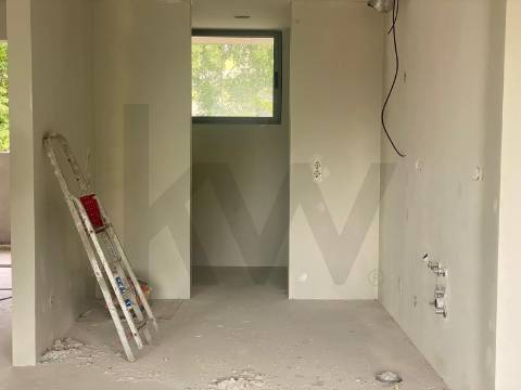 Apartamento T3 para venda junto ao Hospital Pedro Hispano