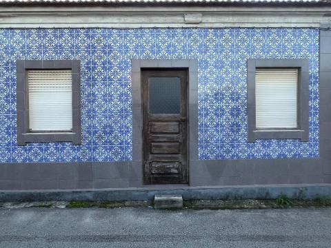 Moradia Térrea para Reconstrução – Excelente Localização, perto do Centro da Cidade