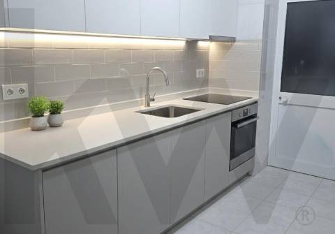 Apartamento T2 com Garagem e Elevador, CABEÇA SANTA, PENAFIEL