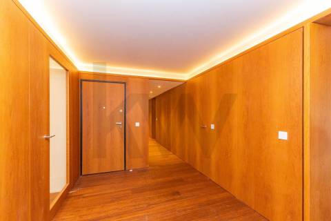 Apartamento de luxo no Centro da Trofa  - 