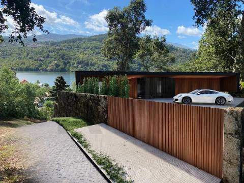 Terreno com 1446m2 para construção em Ancede, Baião