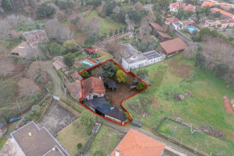 Moradia para restauro em Seixas