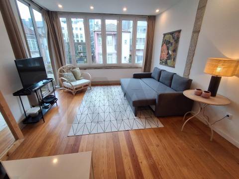 2X T1 no Bonfim – Baixa do Porto | ROI Comprovado (AL, arrendamento longa duração ou hab. própria). 