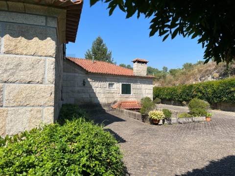 Propriedade de Luxo junto ao Rio Tâmega | Santo Isidoro – Marco de Canaveses