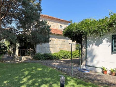 Propriedade de Luxo junto ao Rio Tâmega | Santo Isidoro – Marco de Canaveses