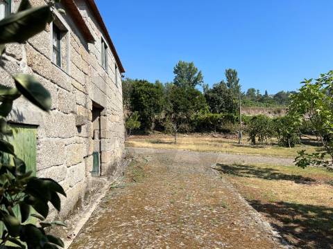 Propriedade de Luxo junto ao Rio Tâmega | Santo Isidoro – Marco de Canaveses