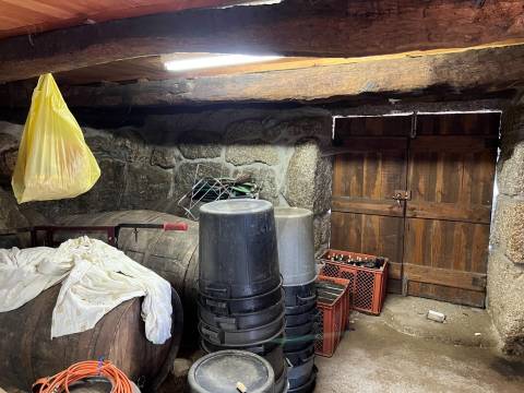 Propriedade de Luxo junto ao Rio Tâmega | Santo Isidoro – Marco de Canaveses